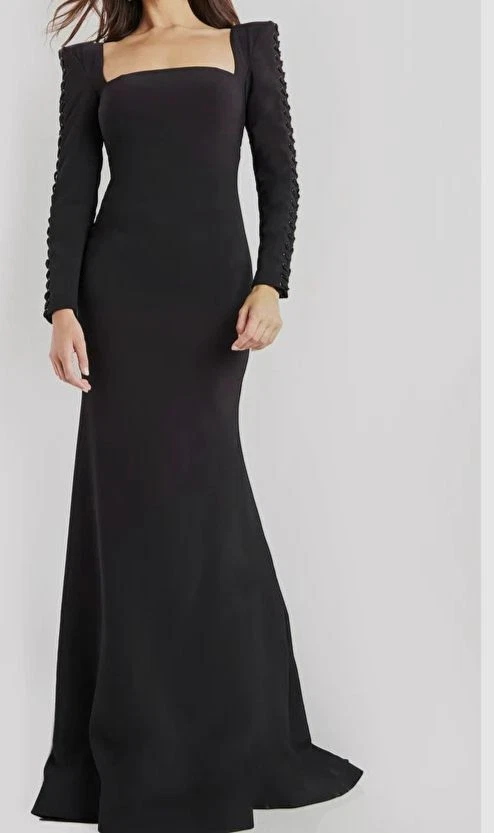 Square neck deals evening dress