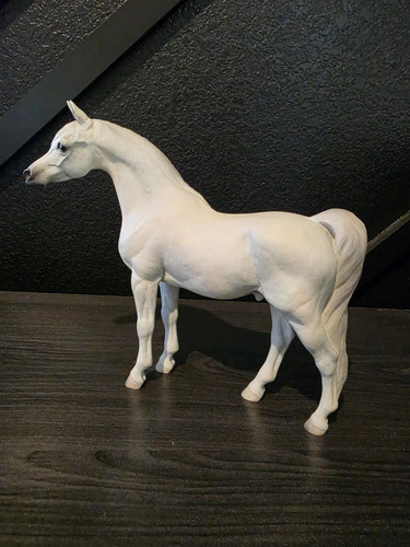 RARE Model Horse Resin North Light Gray white Arabian Stallion England UK
