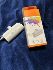 Akiisolo 5000mAh Fast Charging Powerbank - Either Black or White - New in Box