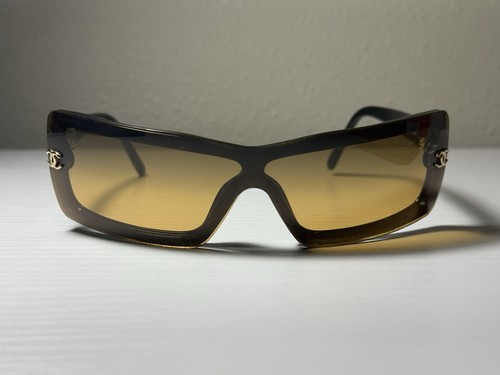 Authentic CHANEL Black Sunglasses 5067 501/18 125 Shield Lenses Vintage Y2K 90s