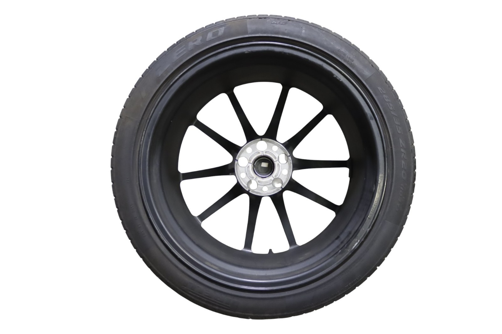 McLaren 570S 20 Inch 20 x 10 Original Rear Wheel 2016 - 2021 OEM
