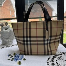 Autentica borsa piccola Burberry Nova Check in pelle ottime condizioni