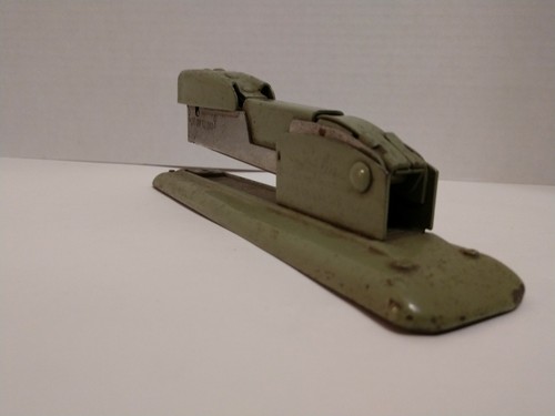 Vintage Swingline Stapler Green 8.25 Inches No. 1 Speedking - Picture 4 of 6