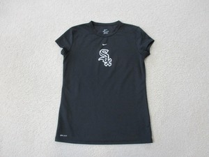 ladies white sox shirts