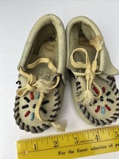 Moccasin, Beaded, childs, vintage