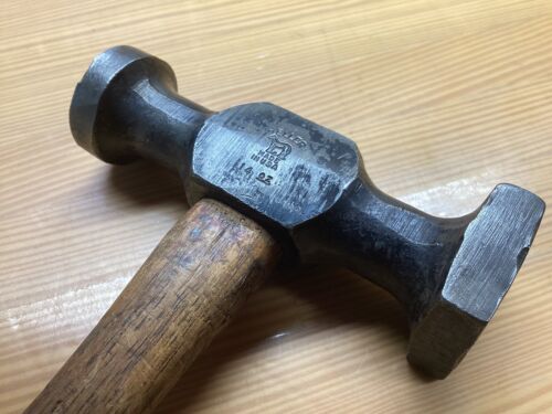 Vintage Heller 14oz Body Hammer Horseshoe Trademark Good Condition L👀K ! - Picture 2 of 15