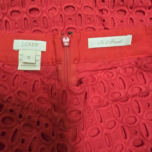 J. Crew No 2 Pencil Skirt Size 6 Rich Red Eyelet Floral Lace Stretch Cotton - Picture 4 of 5