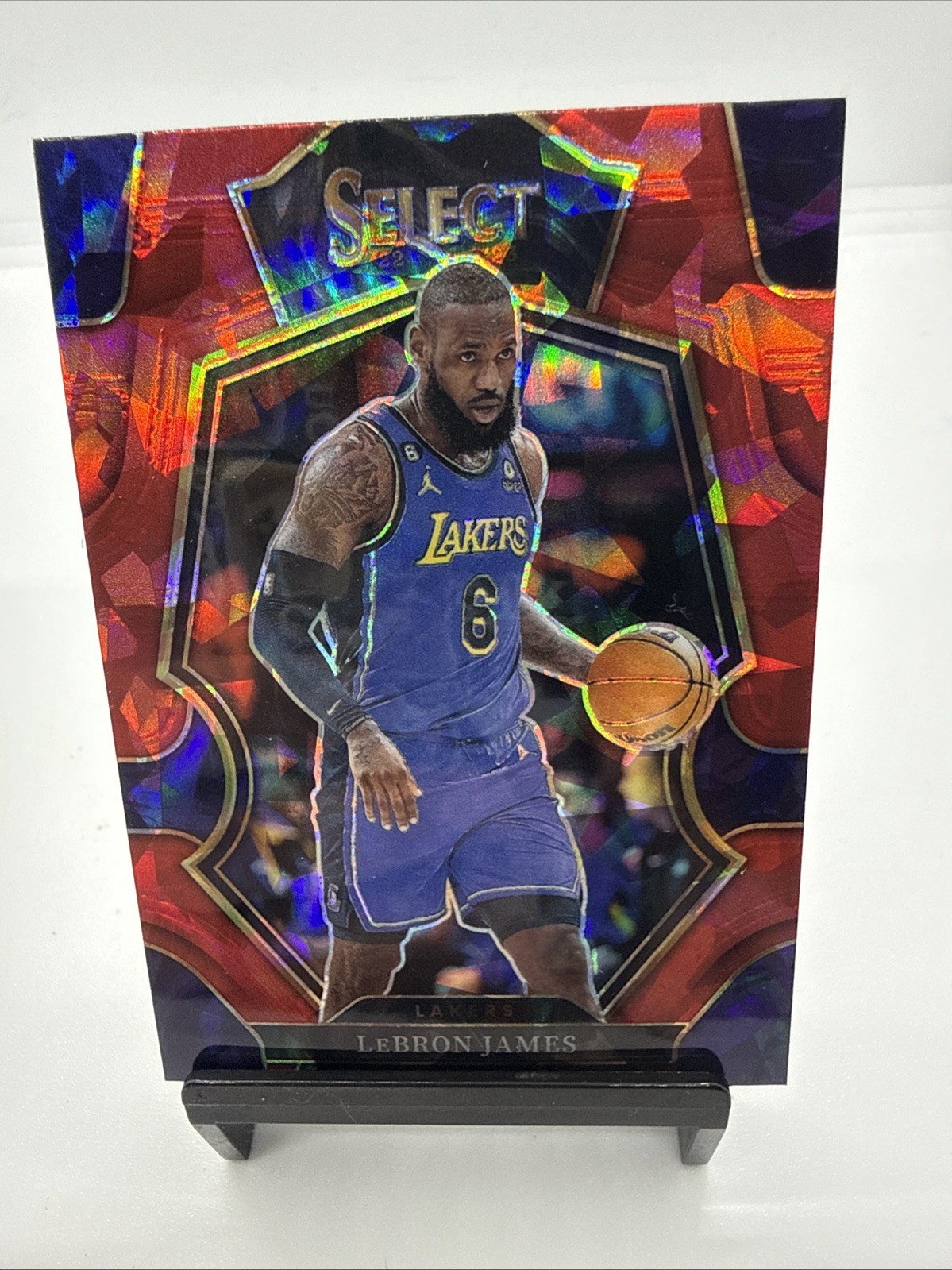 2022-23 Panini Select - Premier Level LeBron James #126 Red Cracked Ice Prizm