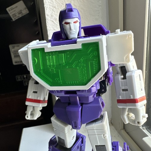 Maketoys MTRM-07 Visualizers MP Scale G1 Reflektor Re: Master Series RM-07 lose