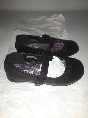 London Fog Girls  flat shoe w/buckle  Size 13 M black Boot fur #00qbox35