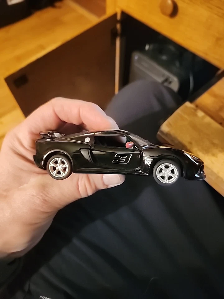 Coche modelo fundido a presión Lotus Exige S 2012 Kinsmart escala 1:32 juguete retroceso Foto 2 de 4