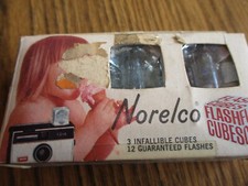 3 pack of norelco flash cubes