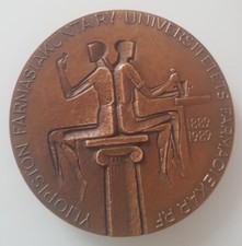 Medal artystyczny T.Jaatinen "100 lat uniwersyteckiego stowarzyszenia apotherkerów" 250 egzepl.