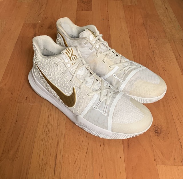 kyrie 3s white and gold