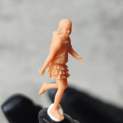 Miniatures 1:64 Figures Pupil 3D Printing Little Girl School Scene Model Cars
