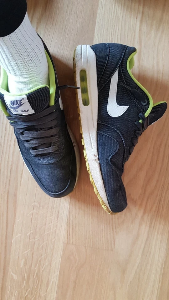 Nike Air Max 1 Sneaker | Schwarz | EU 44 | Gebraucht/Used, Foto 2 von 5