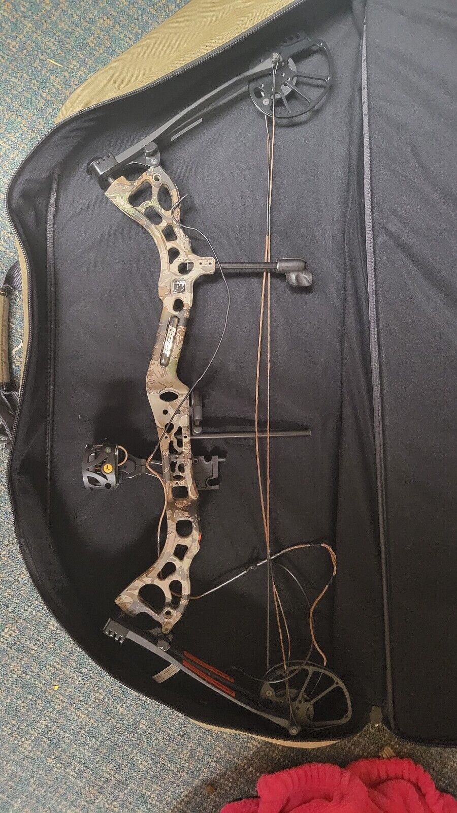 Bear Archery Volt LEFT HANDED Bow Never Used
