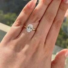 2.50Ct Oval F VS1 IGI Lab Grown Diamond Engagement Ring In Solid 18K Yellow Gold