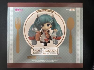 Hatsune Miku Nendoroid 2339 Snow Miku 2024 Winter Delicacy ver