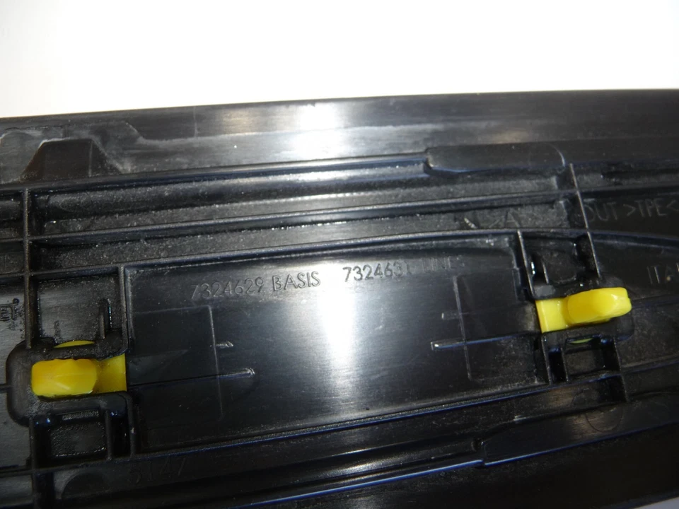 2013-16 Bmw 335 Gt F34 Rear Right Passenger Door Sill Scuff Step Plate 7324629 - Изображение 4 из 4