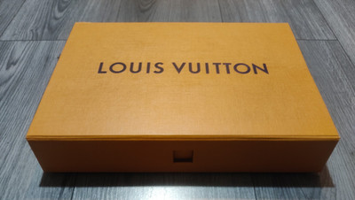 Original LOUIS VUITTON leere Geschenkbox 30,5 x 21 x 6 cm