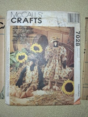 Mr. & Mrs. Crows Dolls 24'' McCalls 7028 As the Crow Flies Clothes Fall Decor