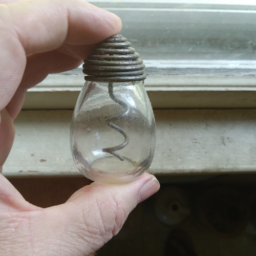 1880s SCARCE HAND BLOWN GLASS COIL TOP SALT SHAKER W/ORIGINAL COIL AGITATOR TOP - Picture 6 of 8