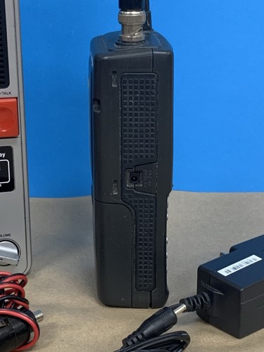 Ancien scanner et émetteur-récepteur d'urgence Uniden Bearcat BP-250 et survivor 981-6470 - Photo 10/19