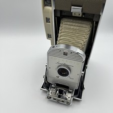 1950's Polaroid Land Camera Model 800 - Untested - NEEDS HINGE REPAIRS