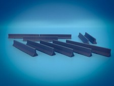 Set of 10 Precast Concrete Temporary Barriers - HO Scale 1:87 " Jersey Barrier "