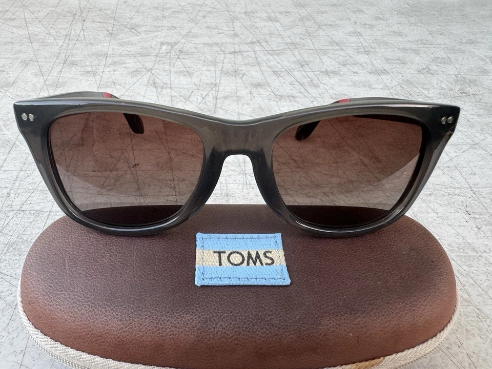 TOMS Zapatos Barlovento Gafas de Sol Polarizadas Gris S006-044-05 (52 20 148) con Estuche Foto 2 de 4