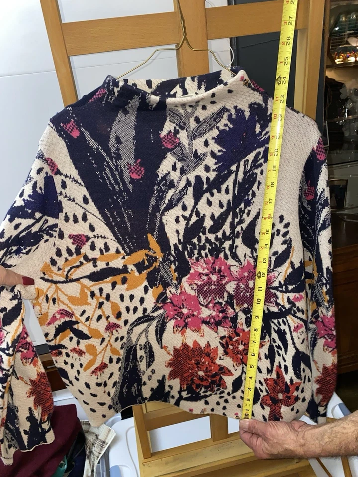 Suéter Anthropologie Aldomartins Maritza Floral M Lana/Alpaca/Acrílico Foto 4 de 4