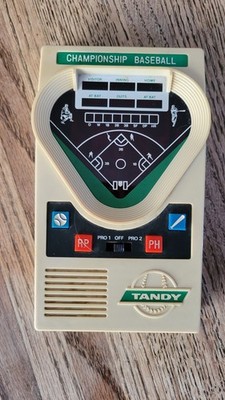 VINTAGE ''TANDY CHAMPIONSHIP BASEBALL'' HANDHELD GAME NR