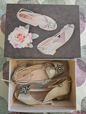 EUC JOYFOLIE GIRLS ARABELLA STAR IVORY SHOES RHINESTONES - SIZE 6 Y