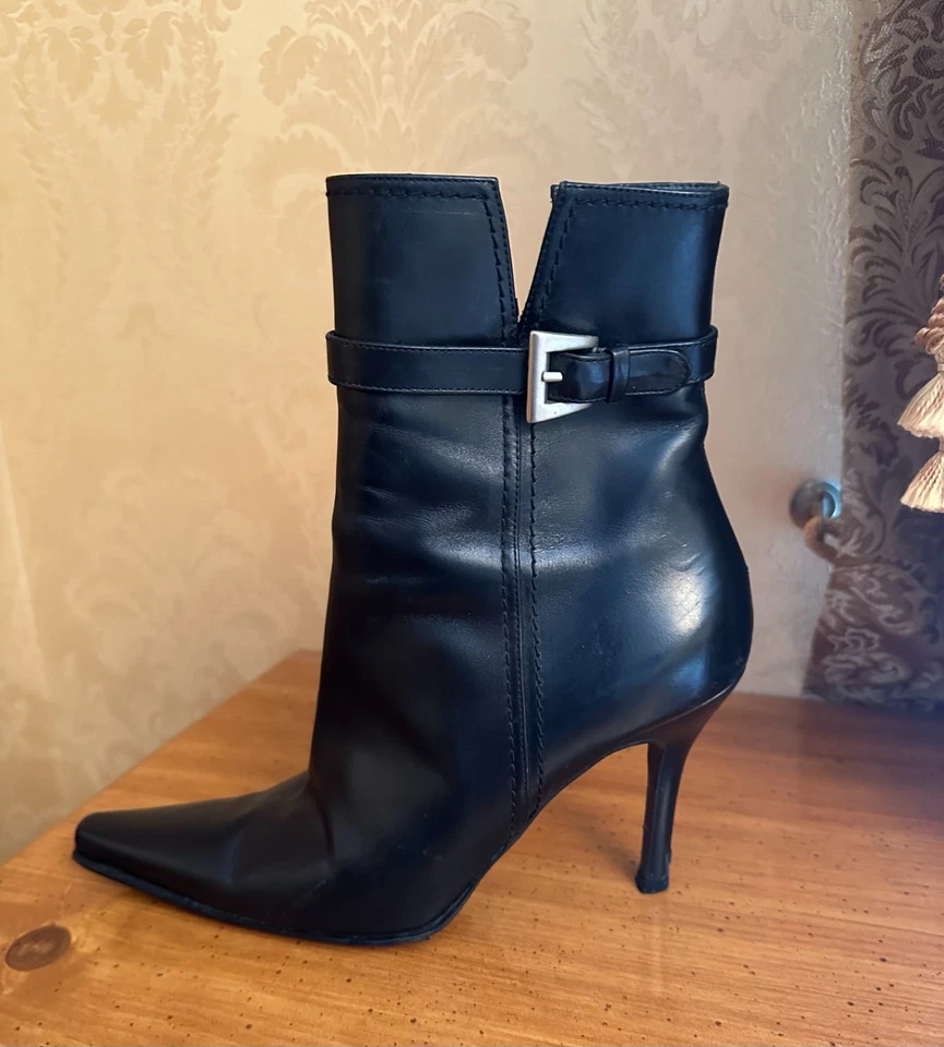 Botas Stuart Wietzman Cuero Negro Media Pantorrilla Tacón Alto EE. UU. Talla 9 Cuero Genuino Foto 2 de 4