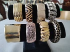 VTG COSTUME JEWELRY LOT-8 CT METAL-PLASTIC-WOOD  BRACELETS CLASPS-BANGLES