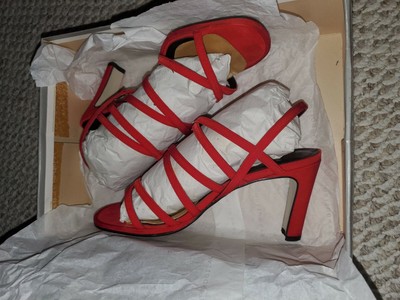 bandolino strappy heels