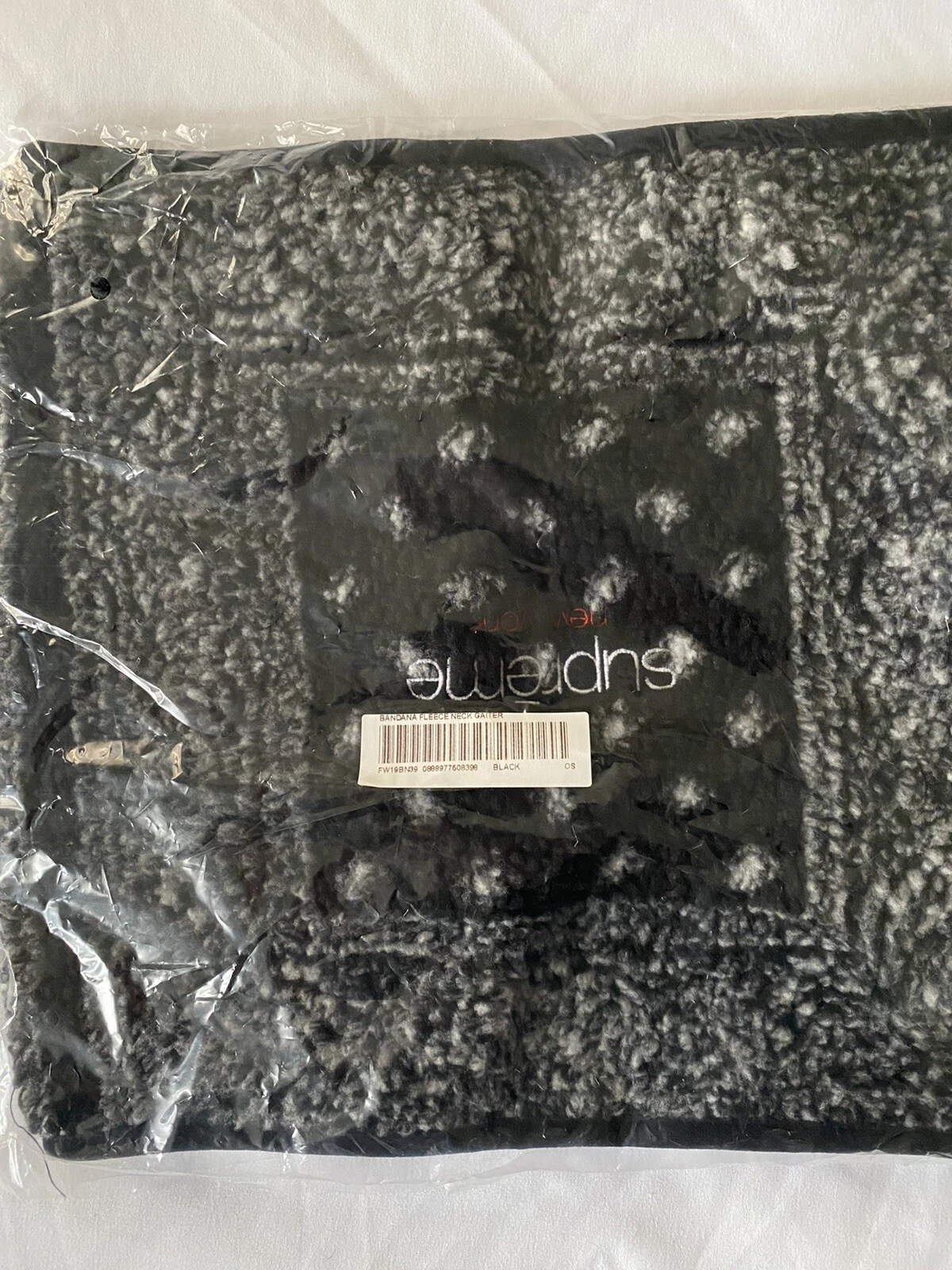 Supreme « guère polaire bandana » couleur noire, flambant neuf, FW19