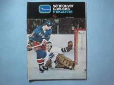 1971/72 VANCOUVER CANUCKS VS NEW YORK RANGERS PROGRAM DUNC WILSON BOBBY ROUSSEAU