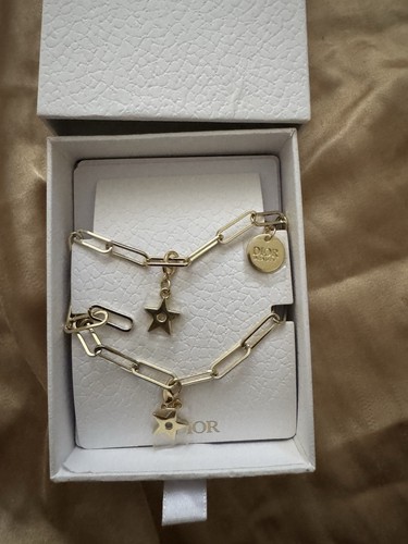 DIOR Beauty PHONE CHARM doré étoiles et chaîne LOGO neuf avec boite édition limitée - Photo 4 sur 4