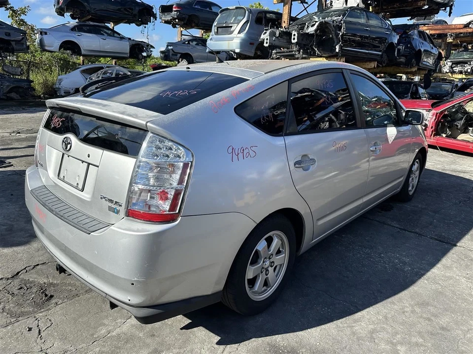 Bote de carbón de vapor de combustible 2004 05 06 07 08 09 Toyota Prius Foto 3 de 4