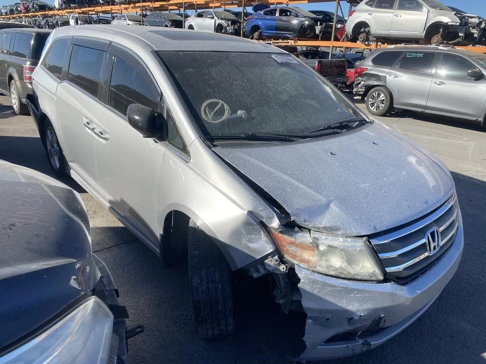 Driver Corner/Park Light Fog-driving Bumper Mounted Fits 11-13 ODYSSEY 27770562 - Image 3 of 4