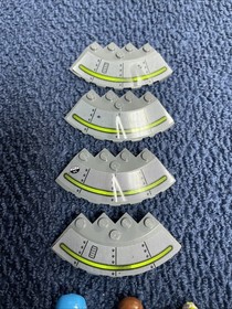 LEGO Space Alien Conquest 7052 UFO Abduction 100% Complete Good Shape