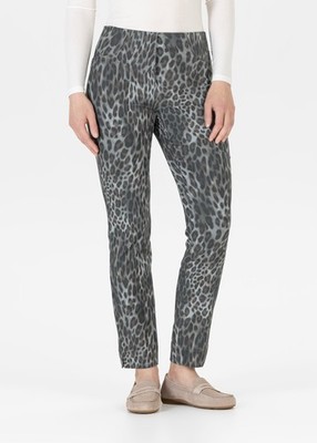 Stehmann Loli-740 slim pull-on pants in leopard print 38-46