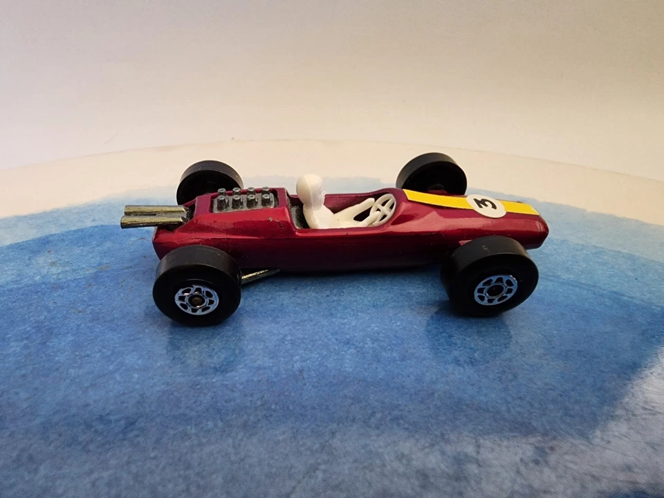 Matchbox Superfast MB19-A1: Lotus Racing Car (original Type G Box) - image 2 of 4