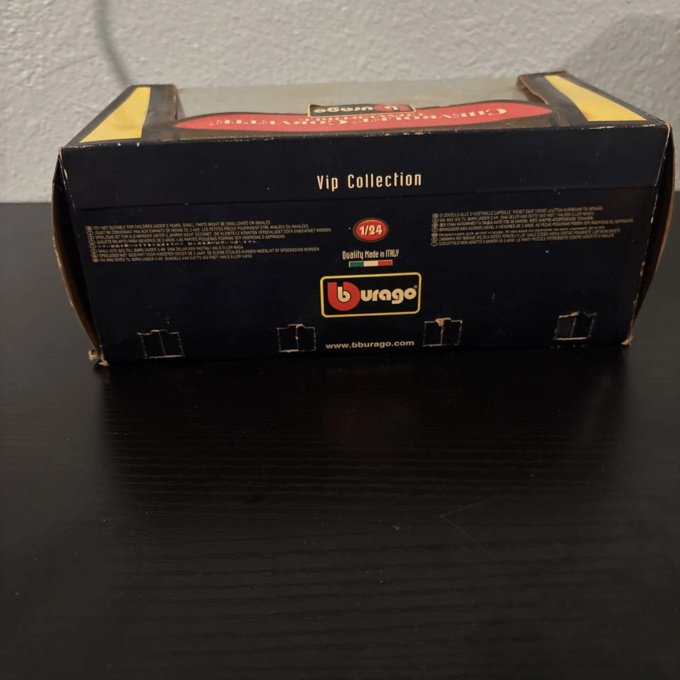 Colección VIP Burago ~ Chevrolet Corvette 1998 convertible ~ Borgoña ~ 1:24 #BYA Foto 4 de 4