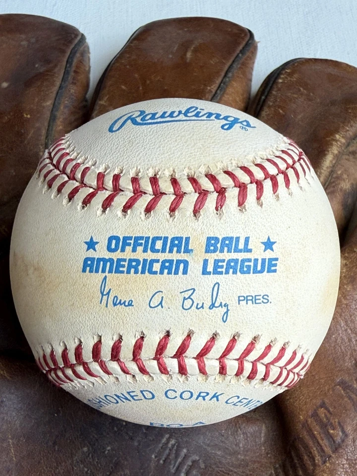 Cecil Travis (d 2006) Signed Autographed Official American League (OAL) Baseball - Image 2 of 2