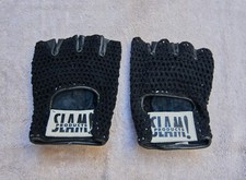   SKATE GLOVES BY SLAM PRODUCTS SIZE LARGE   