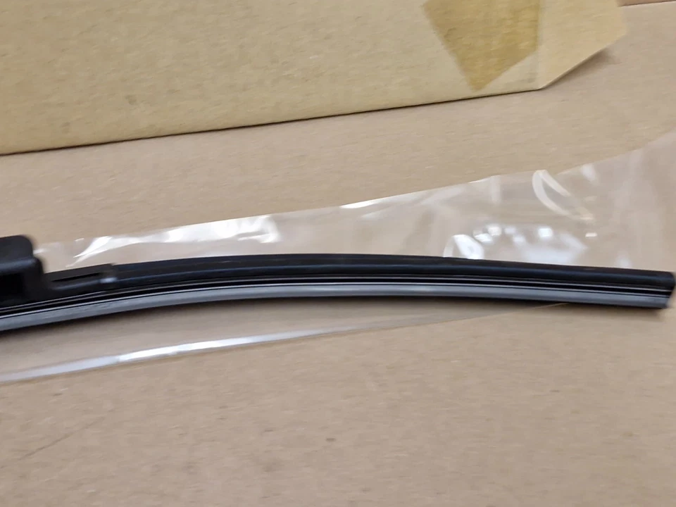 Nissan GT-R R35 Wiper Blade Left Side 2008-on 28890JF01A Genuine NEW OEM - Image 3 of 4
