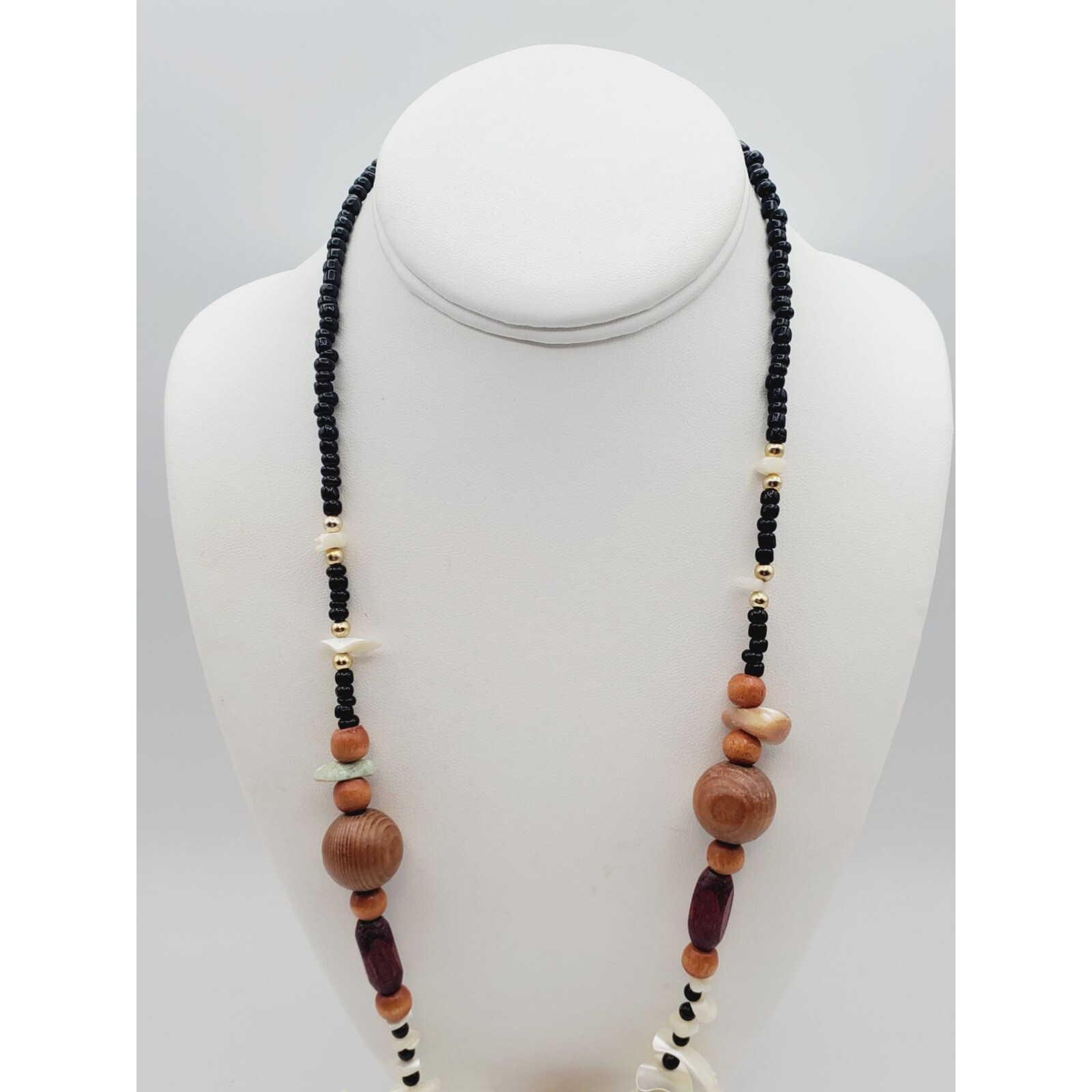 Beaded multi color shape wood shell necklace 24" - image 4
